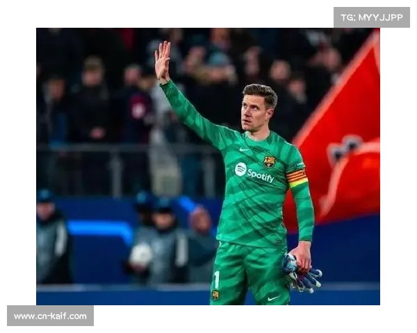 特尔施特根租借赫罗纳后肌肉受伤，或休战两个月